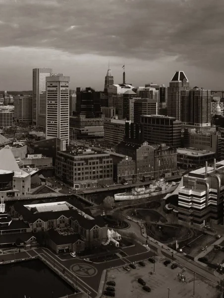 Baltimore Inre Hamn Stadsdel Takutsikt Med Urbana Byggnader — Stockfoto