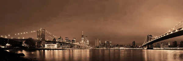 Manhattan Belvárosi Kilátás Brooklyn Híddal Éjszaka — Stock Fotó