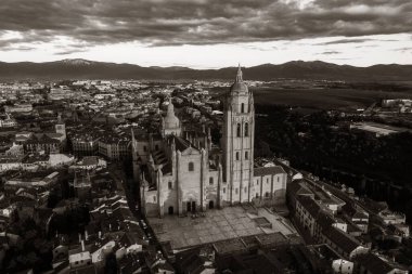 İspanya 'daki Segovia Katedrali hava manzarası.