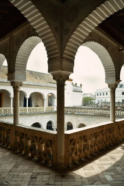 Dziedziniec Casa Pilatos Pięknymi Wzorami Dekoracjami Sewilli Hiszpania — Zdjęcie stockowe