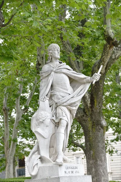 Скульптура Королевском Дворце Мадриде Испания — стоковое фото