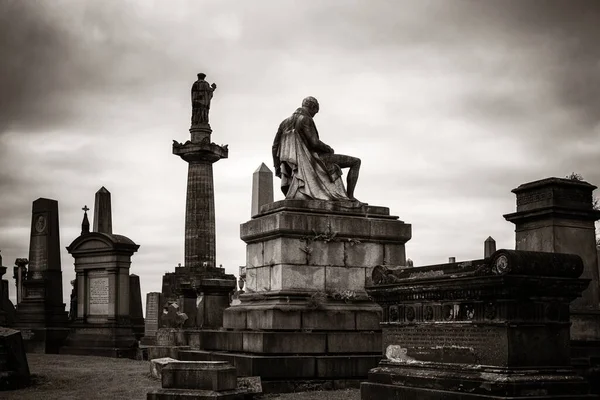 Glasgow Necropolis Wiktoriański Cmentarz Widok Bliska Szkocji Wielka Brytania — Zdjęcie stockowe