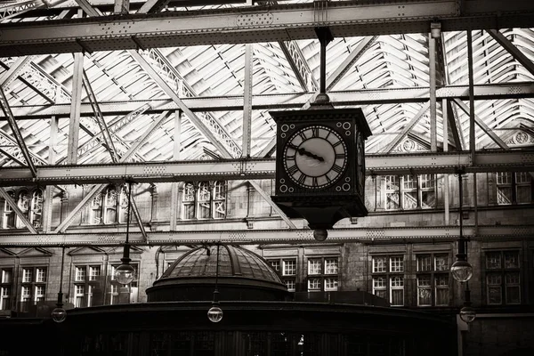 Vintage Clock Glasgow Central Station Scotland United Kingdom — Stock Photo, Image