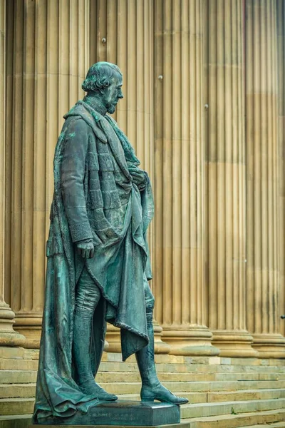 Liverpool Walker Art Gallery Historiska Byggnader Staty Närbild England Storbritannien — Stockfoto