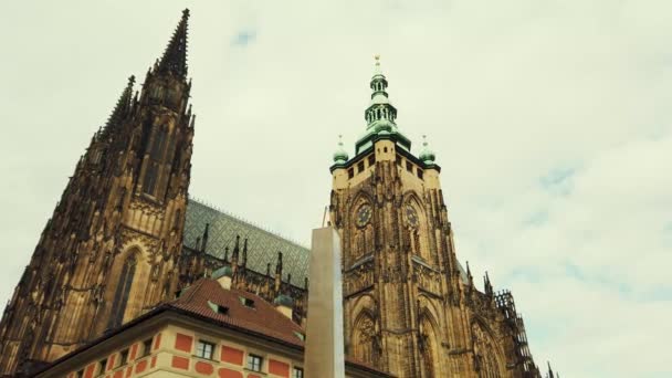 Prag Çek Cumhuriyeti Nde Kilise Tarihi Kent Mimarisine Yakından Bakmak — Stok video