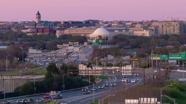 Horizonte Ciudad Washington Con Puente Autopista Timelapse Tráfico Desde Atardecer — Vídeo de stock