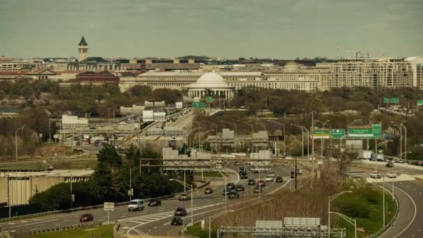 华盛顿特区的天际线与公路桥和交通 — 图库视频影像