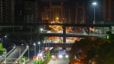 Chongqing şehir karayolu köprüsü ve yoğun trafik manzarası Çin 'de