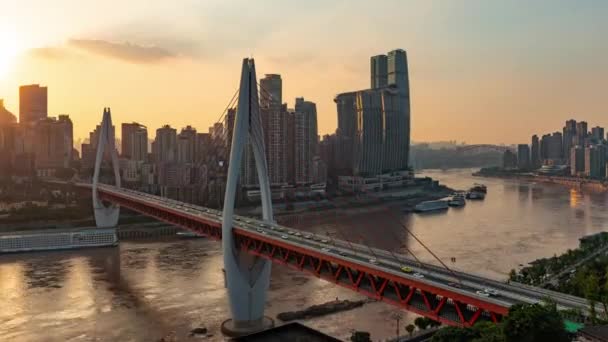 重庆市从日落到黄昏的城市建筑与河桥景观 — 图库视频影像