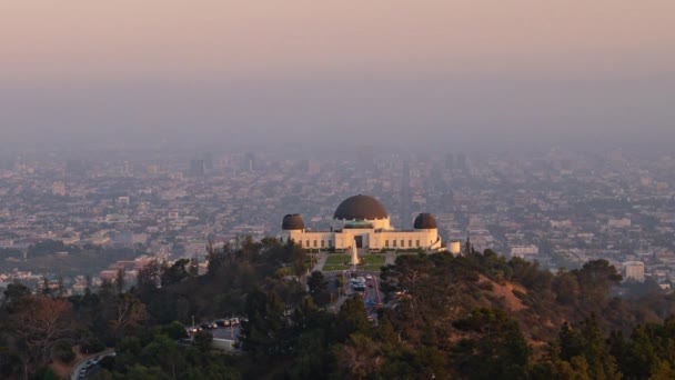 Vista Timelapse Del Observatorio Griffith Horizonte Los Ángeles Con Edificios — Vídeos de Stock