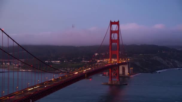 Golden Gate Bridge Zeitraffer Von Dunkelheit Bis Sonnenaufgang Als Berühmtes — Stockvideo