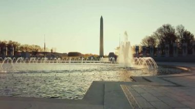 Washington DC 'de Çeşmeli 2. Dünya Savaşı anıtı