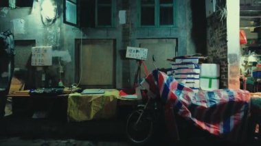 GuANGZHOU, ÇİN - OKT 2, 2021: Kentsel şehir sokak manzarası