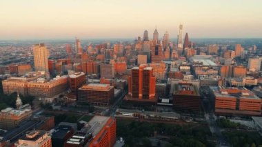 Philadelphia 'daki şehir merkezinin havadan görüntüsü.