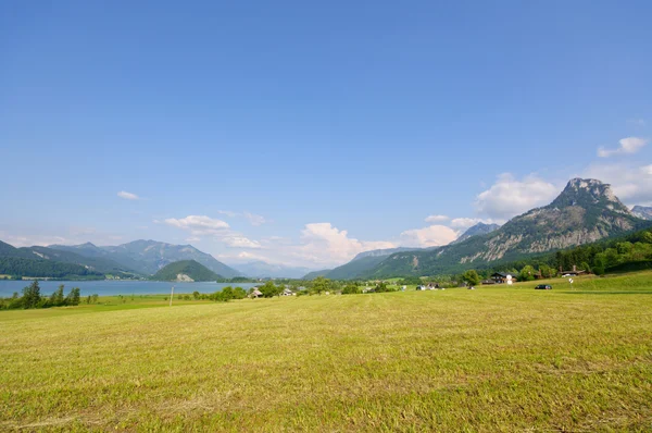 Alpes e o Wolfgangsee na Áustria — Fotografia de Stock