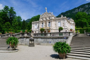 Almanya'da Linderhof Sarayı