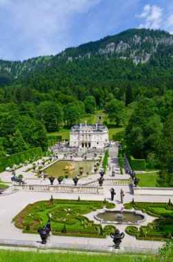 Almanya'da Linderhof Sarayı