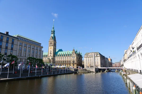 Das Rathaus von Hamburg — Stockfoto