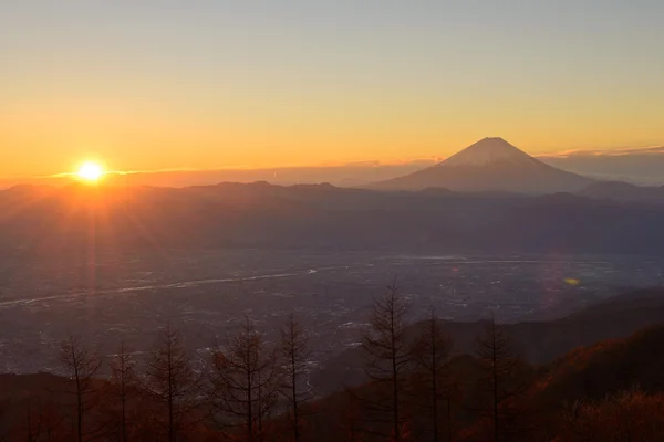 La città di Kofu e il Monte Fuji — Foto Stock