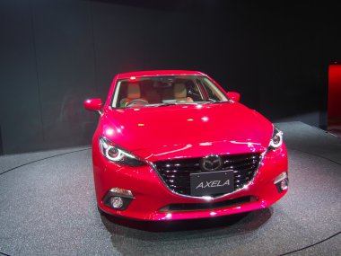 Tokyo, Japonya - 23 Kasım 2013: yeni axela (yeni mazda 3) kabin mazda motor