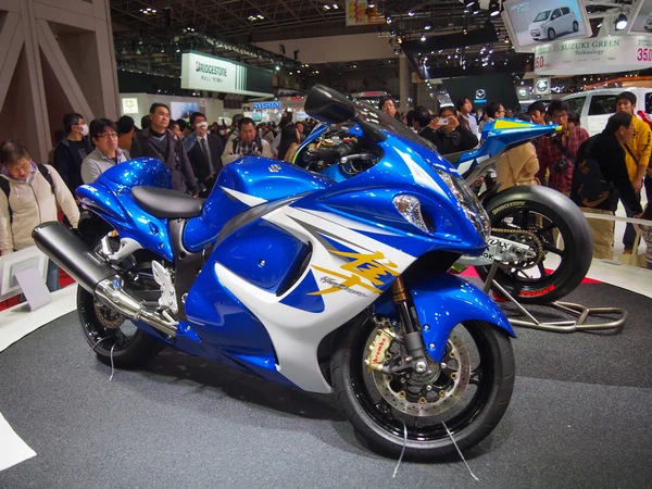 TOKYO, GIAPPONE - 23 novembre 2013: Stand alla Suzuki Motor — Foto Stock