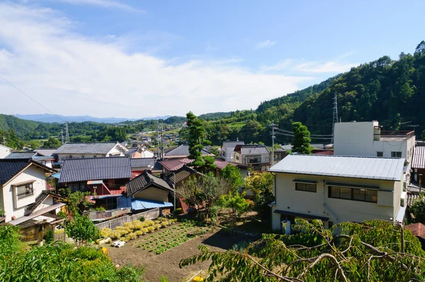 Tájkép achi falu déli Nagano, Japán — Stock Fotó