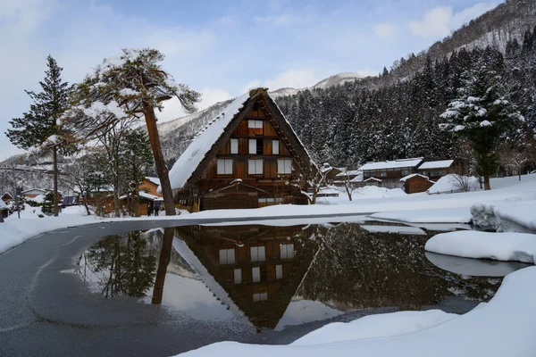 Shirakawa-go kışın tarihi Köyü — Stok fotoğraf