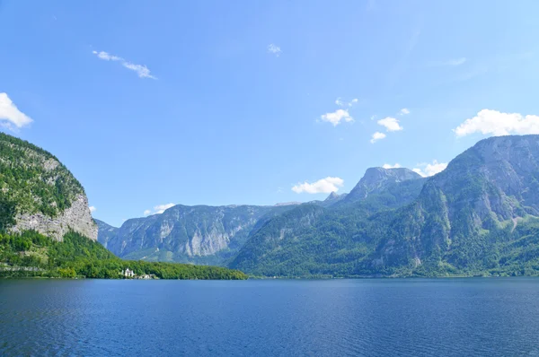 Άλπεις και τη λίμνη hallstatt, Αυστρία — Φωτογραφία Αρχείου