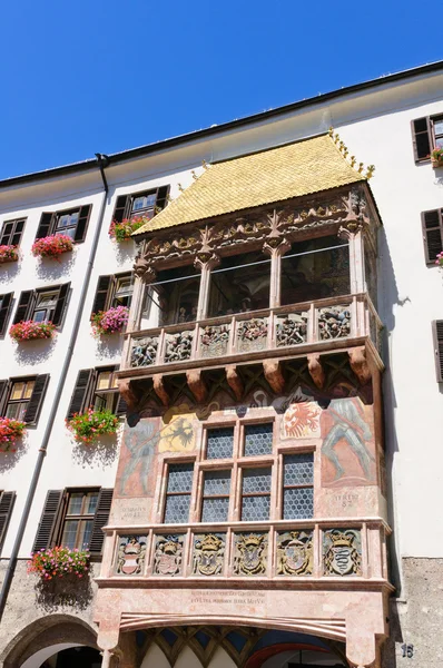 Goldenes Dachl en Innsbruck, Austria — Foto de Stock
