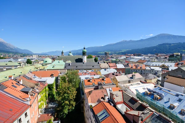 Міський пейзаж Інсбрука в Австрії — стокове фото