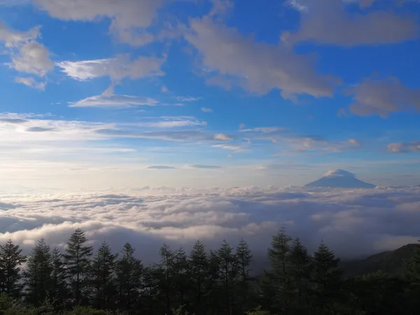 Mare di Nuvole e il Mt. Fuji — Foto Stock