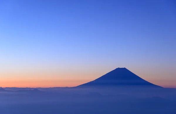 후지산과 새벽에 구름의 바다 — 스톡 사진