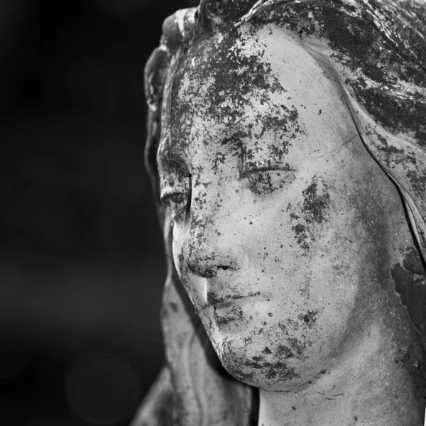 Rostro de una mujer (estatua ) — Foto de Stock