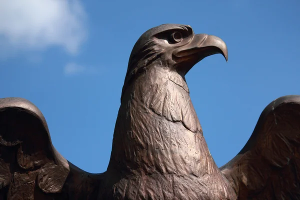 Statue of an eagle as a symbol of power, grandeur, and power — Stock Photo, Image