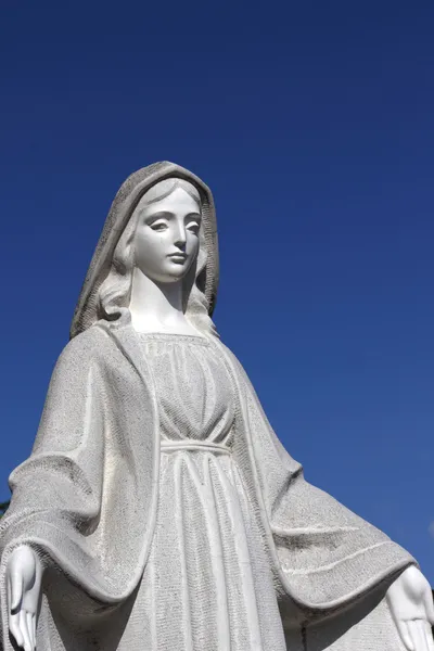 Statue av jomfru Maria – stockfoto