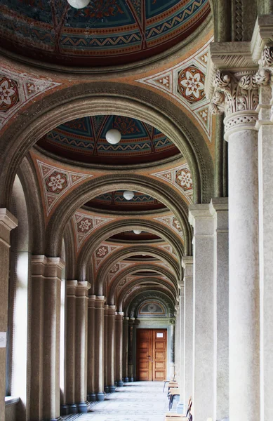 Interior de la Iglesia Ortodoxa Estilo Bizantino — Foto de Stock