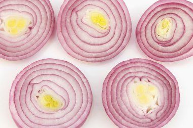 Beyaz bir arka plan üzerinde meyve