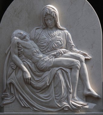 Meryem ve İsa heykeli