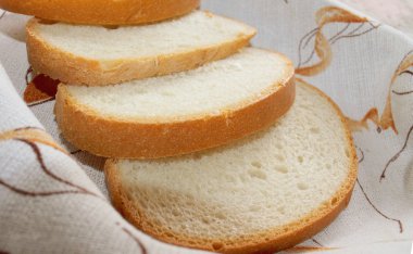 hafif bir arka plan üzerinde ekmek