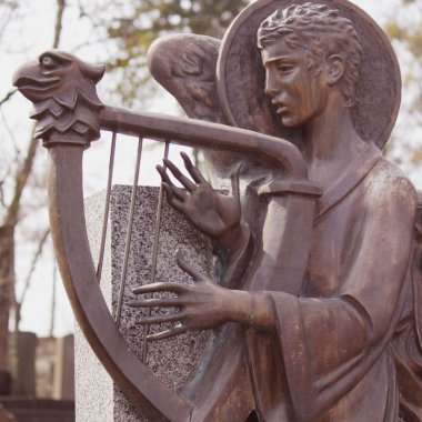 Melpomene muse bir trajedi olduğunu.