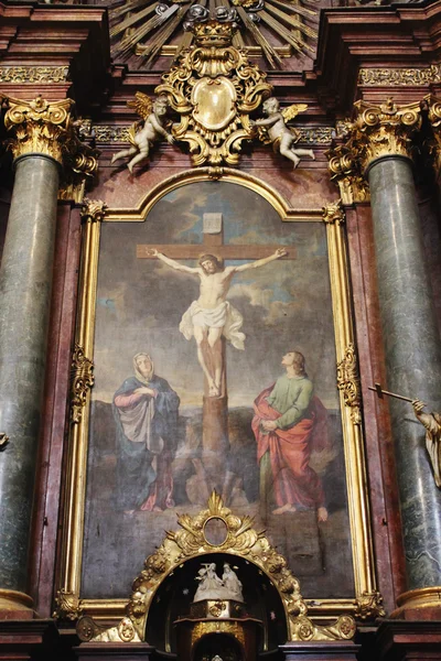 Wnętrze kościoła świętych Piotra i Pawła (xvii wieku ba — Zdjęcie stockowe