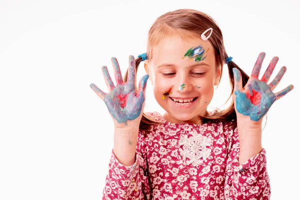 年轻快乐的女孩 手绘五颜六色 — 图库照片