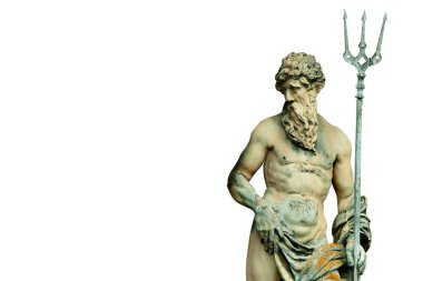 Deniz ve okyanus tanrısı Neptün 'ün (Poseidon) antik heykeli. Beyaz sırt grubunda izolasyon. Tasarım için alanı kopyala.