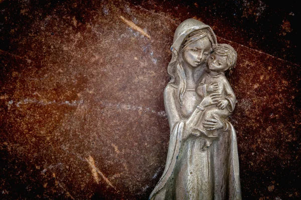 圣母玛利亚和耶稣基督宝宝在一起宗教 灵魂的概念 复制空间 横向图像 — 图库照片