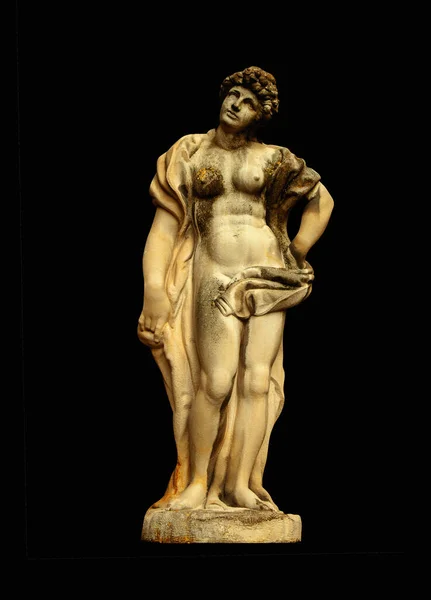 愛と美しさのアンティークオリンピックの女神アフロディーテ ヴィーナス 黒の背景に隔離された古代の像の断片 — ストック写真