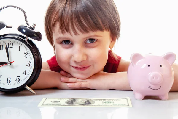 Retrato Niña Bonita Con Dinero Despertador Alcancía Como Símbolo Educación —  Fotos de Stock