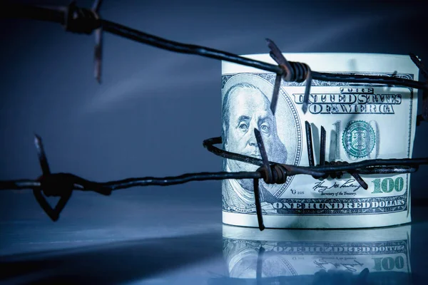 Economic Warfare Sanctions Dollar Bills Money Wrapped Barbed Wire Horizontal — Fotografia de Stock