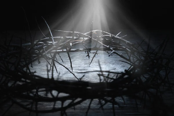 Korona Cierniowa Jako Symbol Śmierci Zmartwychwstania Jezusa Chrystusa Obraz Poziomy — Zdjęcie stockowe