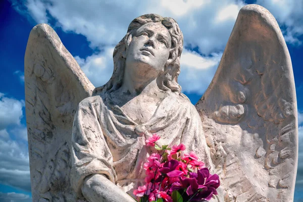 Ancient Statue Beautiful Angel Blue Sky — Stock Photo, Image
