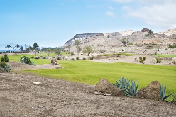 Golf course fairway at tropical resort — Stock Photo, Image